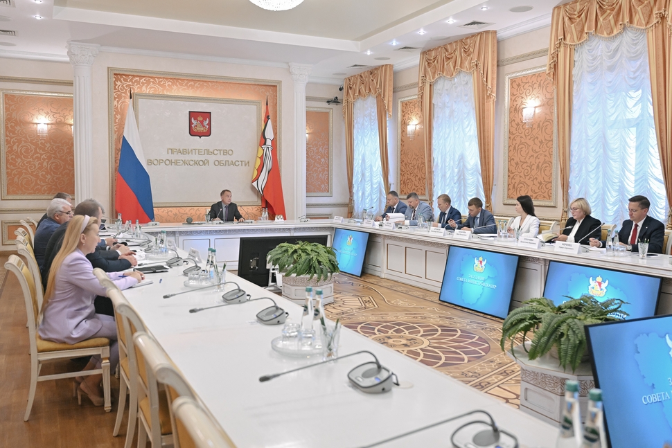 Власти и бизнес синхронизируют запросы на науку: в регионе утвержден курс на масштабирование успешных практик НИОКР