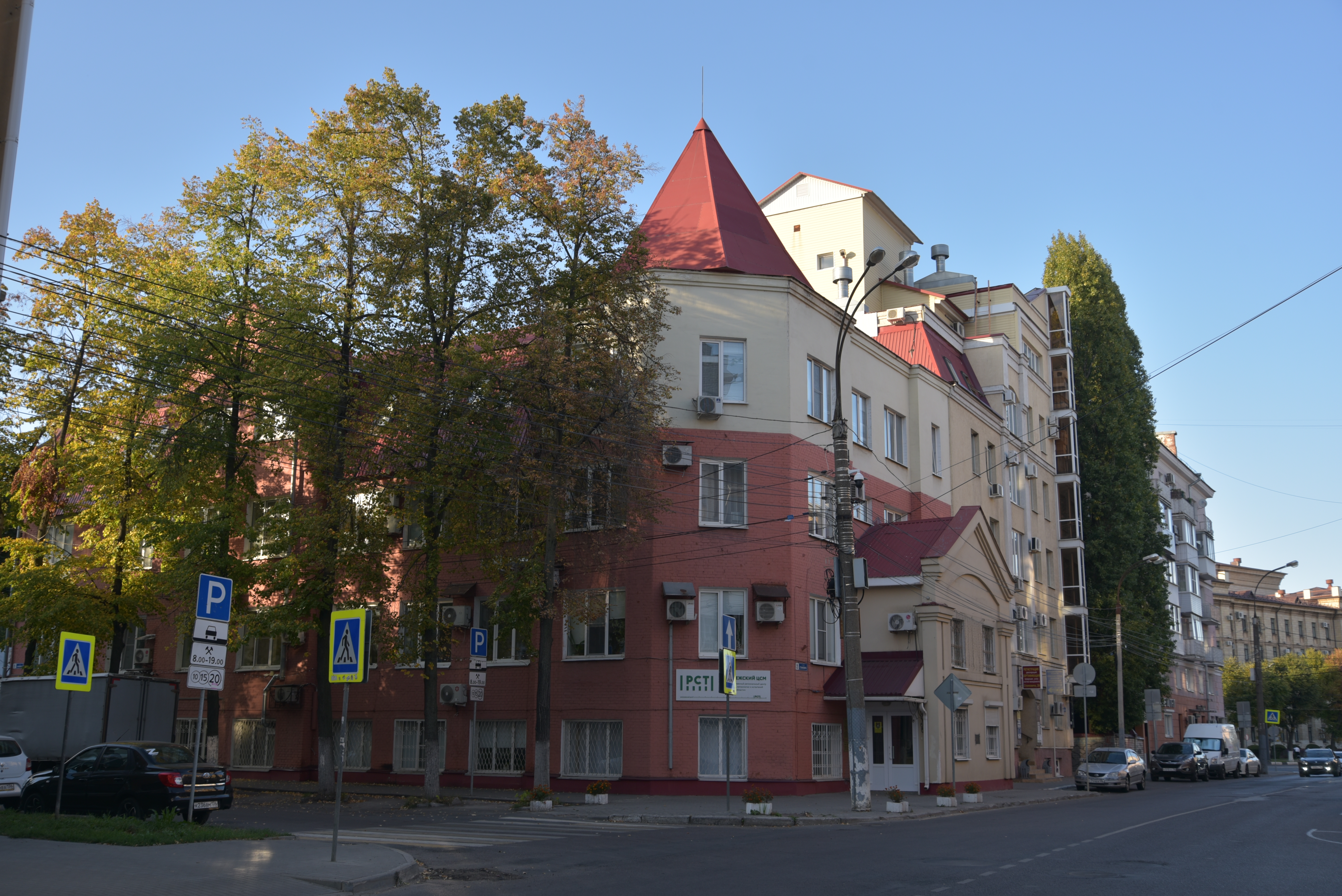 Это только первые 100 лет! Впереди еще столько!