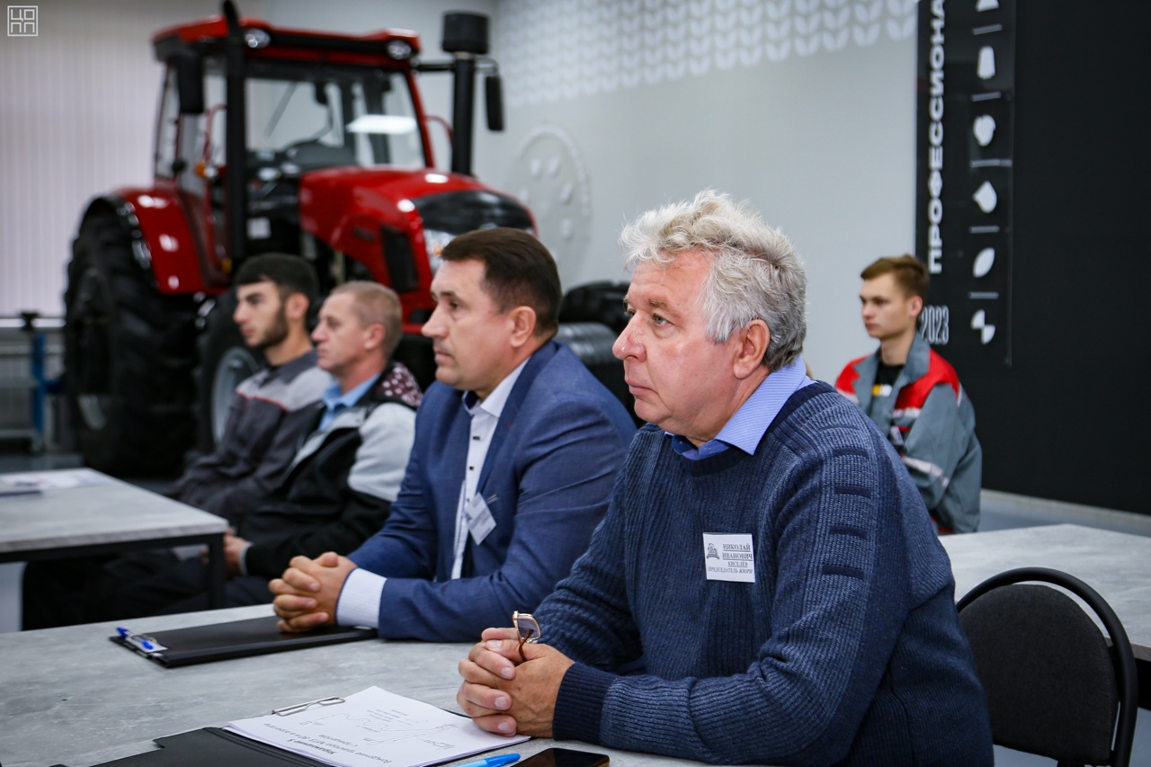 Прямой найм на полях: «Тракторный полиатлон» стал эффективной площадкой для рекрутинга в АПК