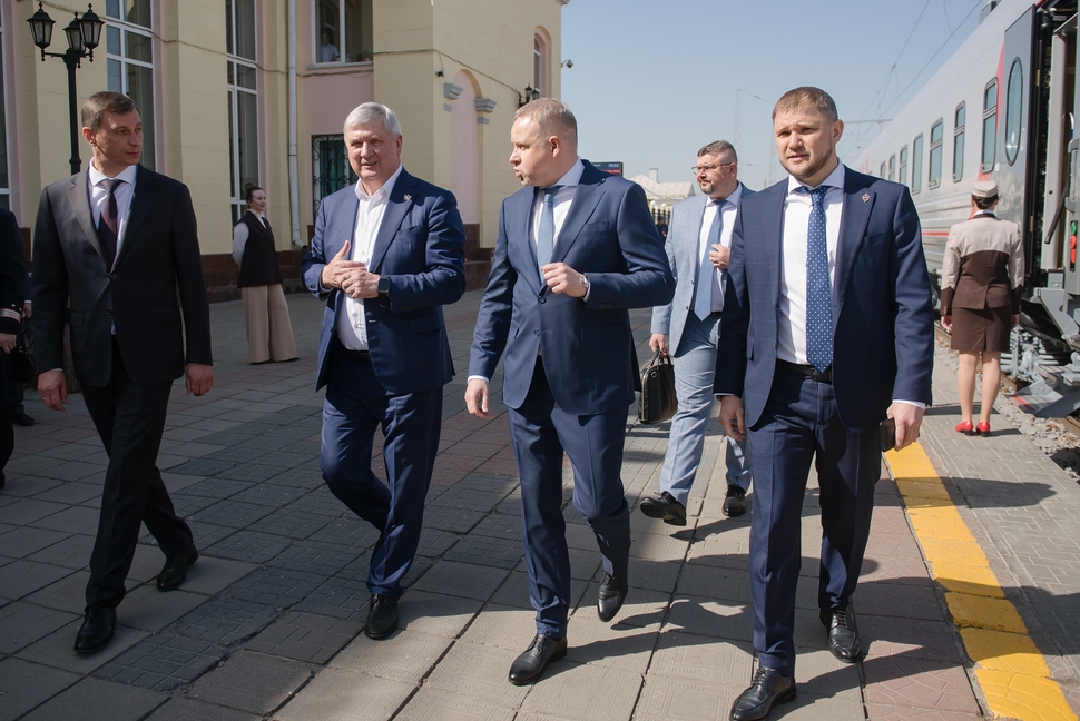 Губернатор оценил проект реконструкции и обновления инфраструктуры вокзала «Воронеж-1»