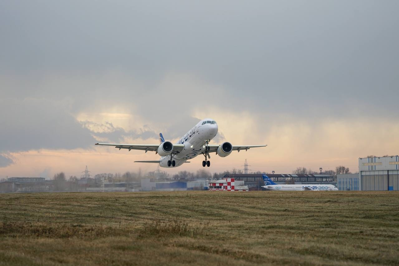 Второй импортозамещенный МС-21 успешно совершил испытательный полет
