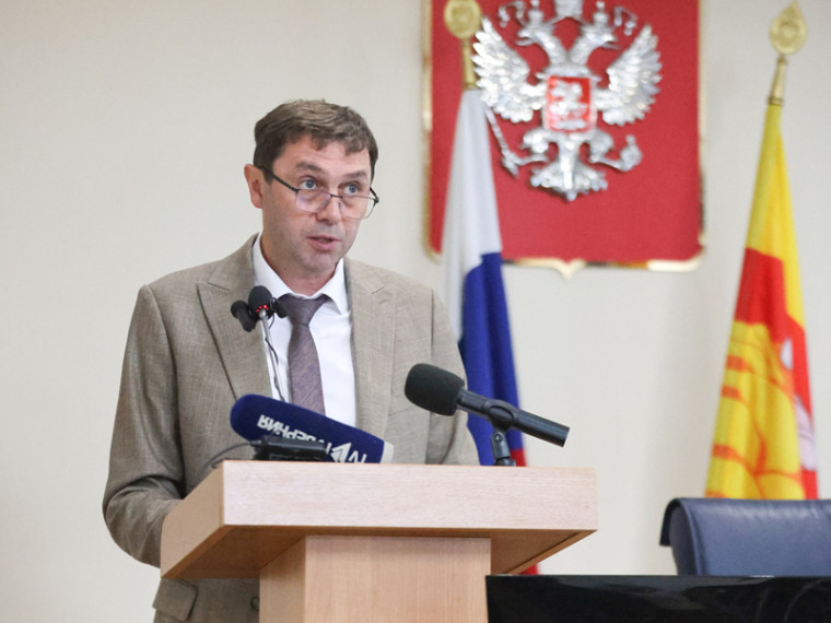 Мэр Воронежа Сергей Петрин отчитался перед парламентом