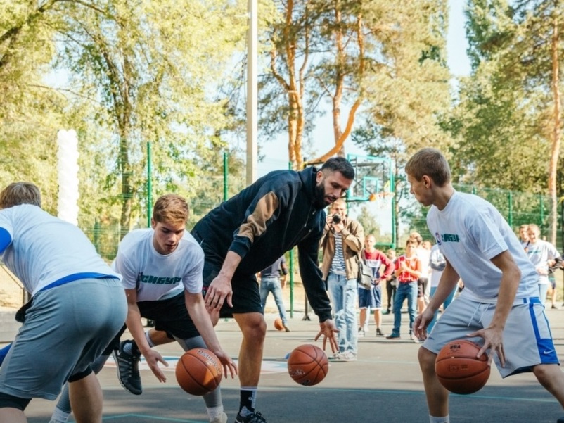 «Воронежсинтезкаучук»: два городских парка под заботой заводчан