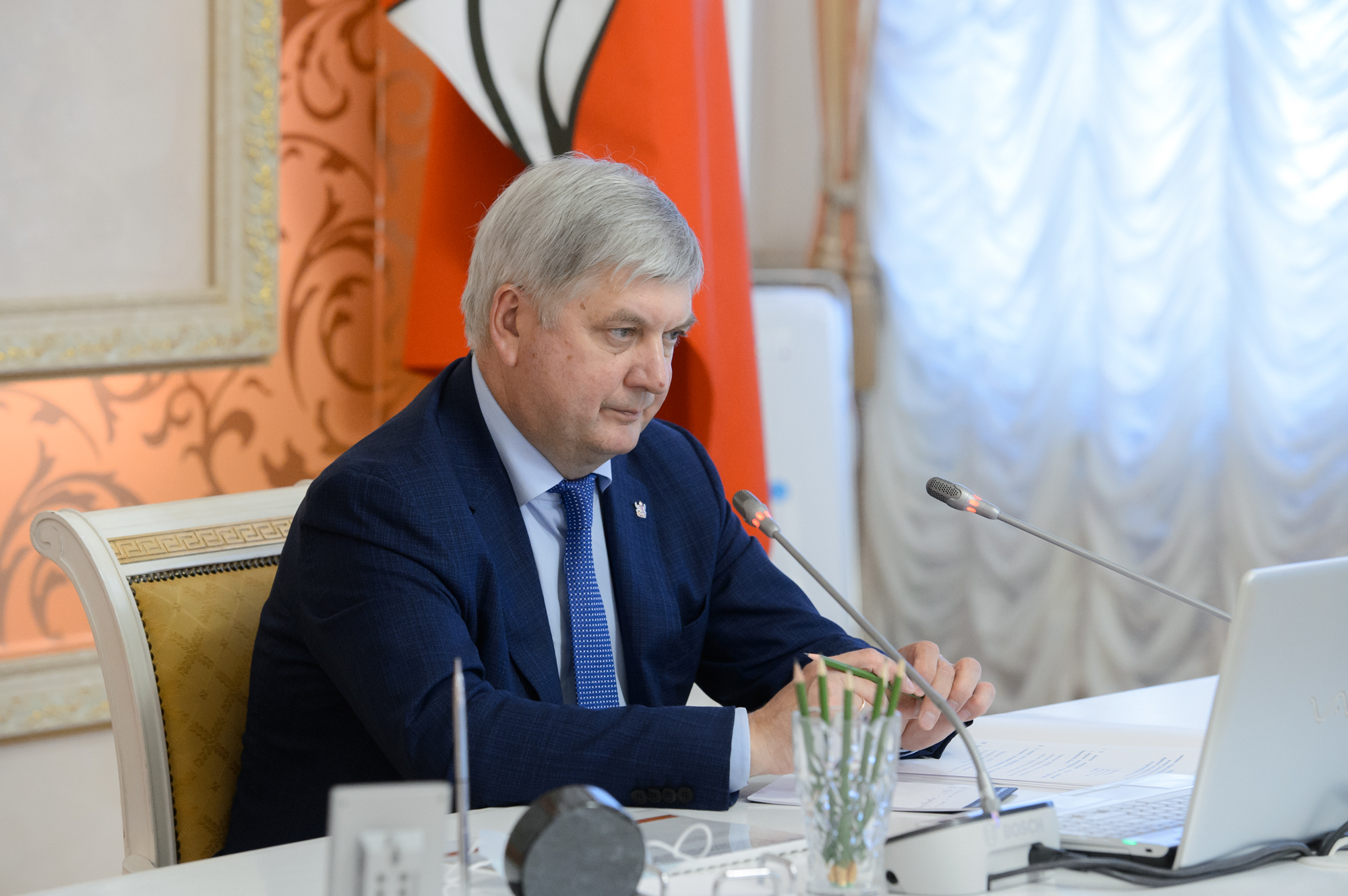 А. Гусев: Услуга региональных операторов по вывозу ТКО должна охватить не менее 90% населения