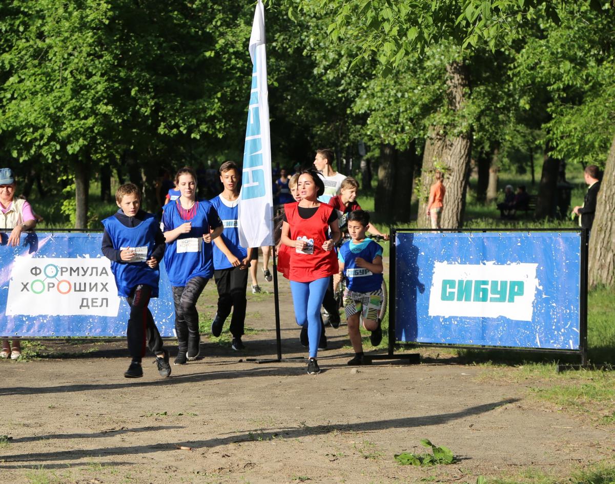 При поддержке СИБУРА в Воронеже стартовал летний сезон бесплатных тренировок «Здравый смысл»